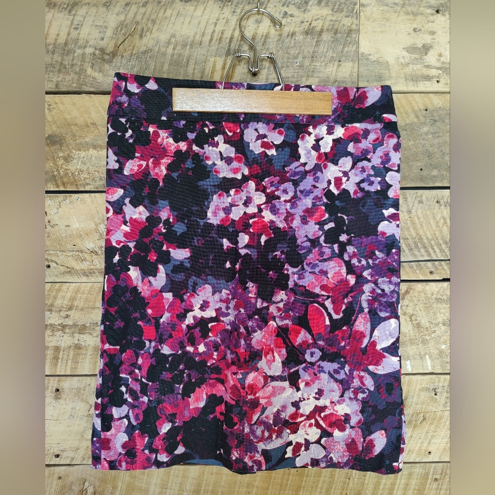 Ann Taylor Floral Pencil Skirt